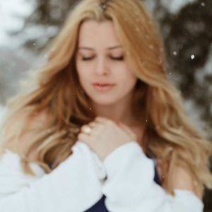 Meet your Posher, Olivia